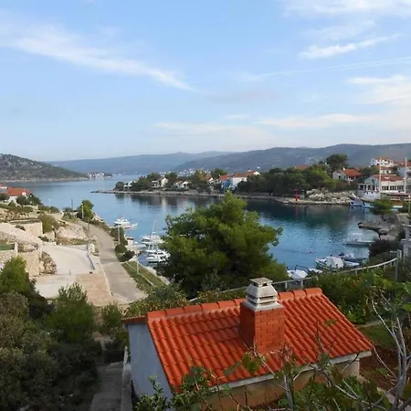 In With Sea View, Terrace, Air Conditioning, Wifi 5150-1 Razanj