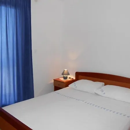 In With Sea View, Terrace, Air Conditioning, Wifi 5150-1 Ražanj