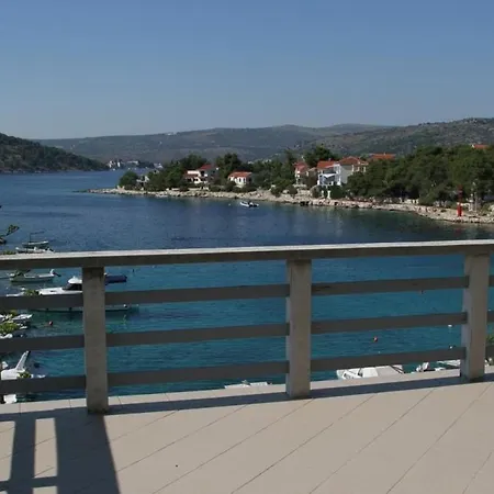 公寓 In With Sea View, Terrace, Air Conditioning, Wifi 5150-1