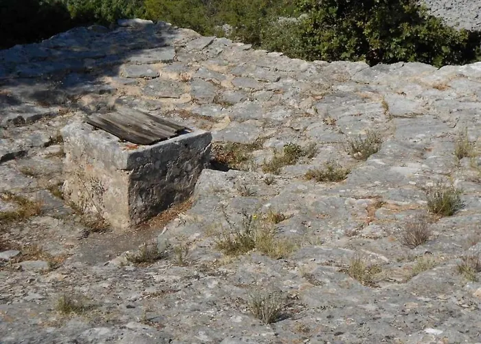 In With Sea View, Terrace, Air Conditioning, Wifi 5150-1 * Ražanj