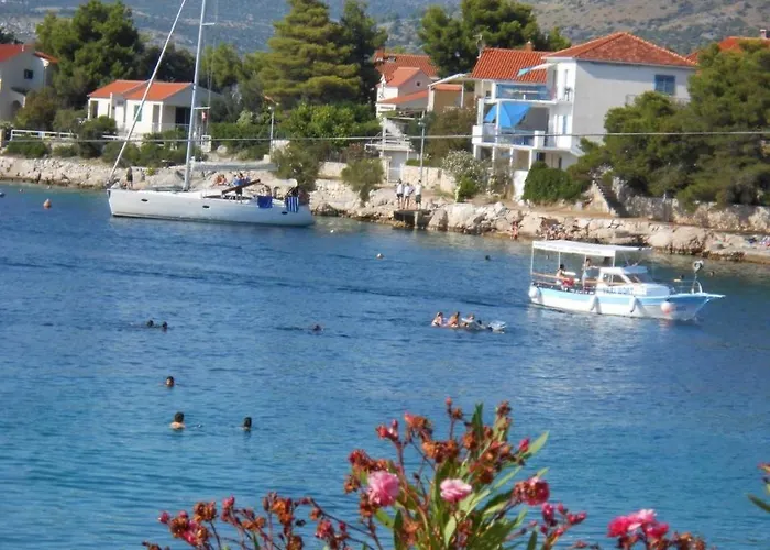 In With Sea View, Terrace, Air Conditioning, Wifi 5150-1 Apartment Ražanj